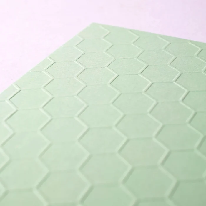 100605-037 Vaessen Creative Embossing Folder Honeycomb honningmønster bier bikuber